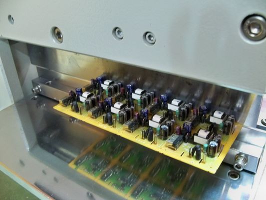 CEM3 машина резца PCB лезвий 0.3mm режа автоматическая с дисплеем СИД