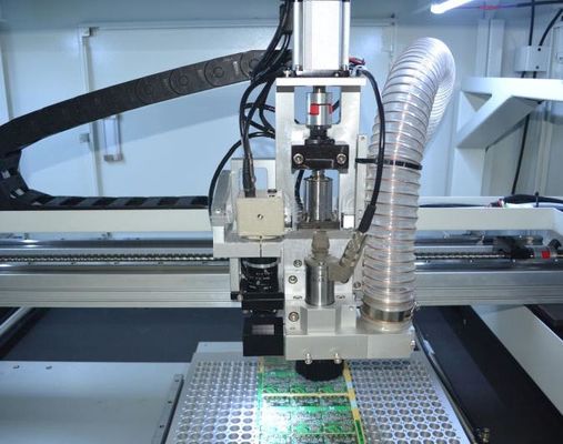 Pcb Cnc маршрутизатора рабочего места 4.2KW L450mm двойной/маршрутизатор PCB Depaneling машина